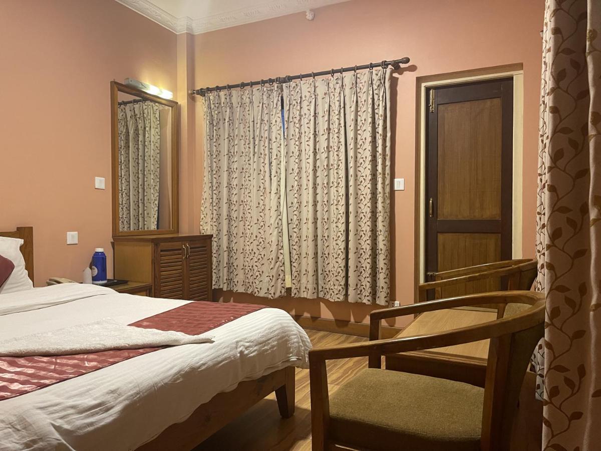 Hotel Valley View Inn Нагаркот Екстер'єр фото